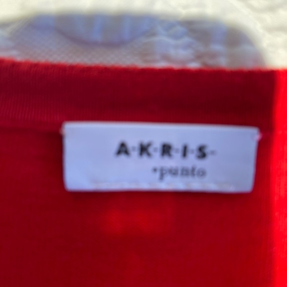 A-K-R-I-S punto fine wool sweater in a beautiful apple red color - Picture 2 of 6